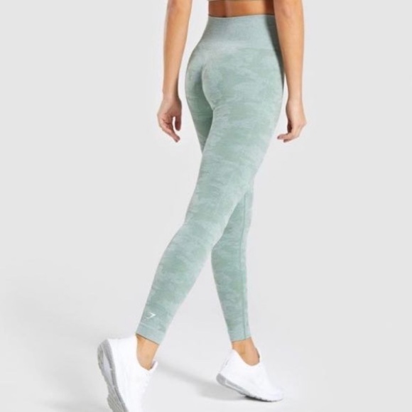 Gymshark Camo leggings M - Picture 2 of 7